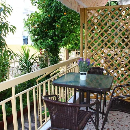 Amalia House *