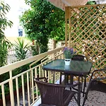 Amalia House *