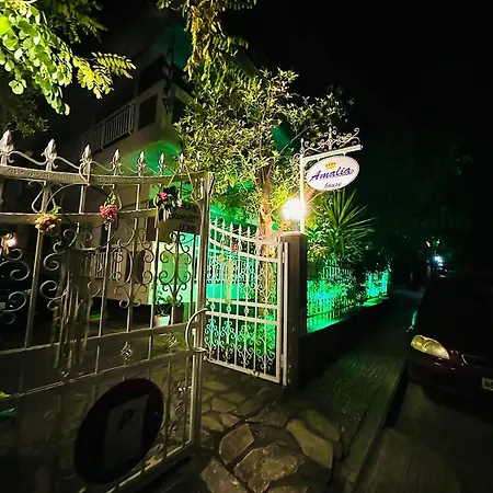 Amalia House Apartamento *